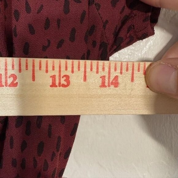 Rails Jumpsuit Womens XS Rust Spotted Jet Short Sleeve Tie Waist V Neck Wide Leg - Picture 7 of 8